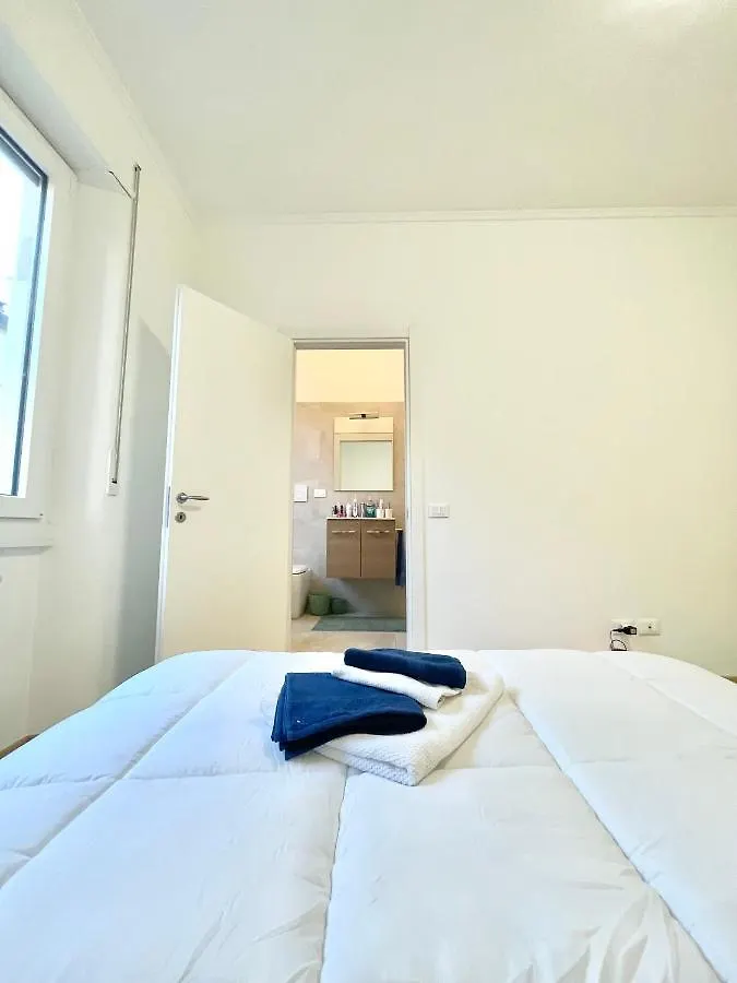 Maison d'hôtes Hôtel Camera Con Bagno Privato Interno - Zona Bocconi à Milan